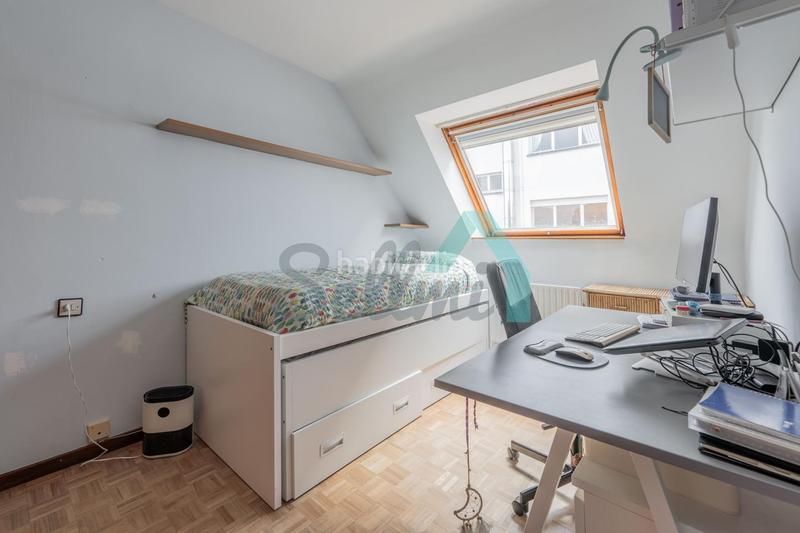 Foto db6b7c92-9f77-4537-b4fa-d39202fb38c0. Piso en Buenavista Oviedo