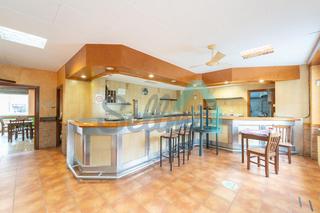 Local commercial à De La Vega