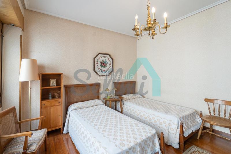 Foto 41d24812-d4b2-48f8-be88-41e4157a0c8e. Location appartement avec chauffage dans Parque San Francisco - Uría Oviedo