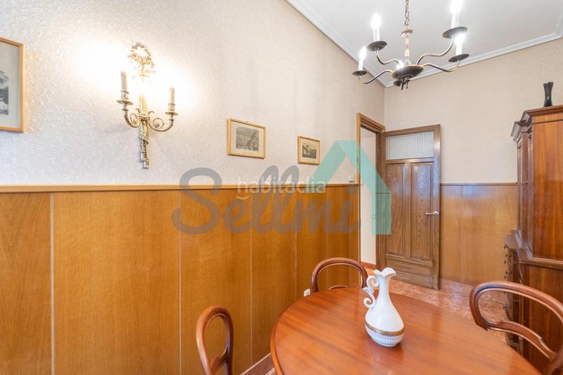 Foto 7fb70599-b756-4068-9fa5-cc01b97bc2da. Location appartement avec chauffage dans Parque San Francisco - Uría Oviedo