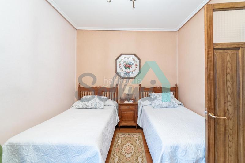 Foto 930f7bd9-3780-404e-a853-3150b8609ff5. Location appartement avec chauffage dans Parque San Francisco - Uría Oviedo