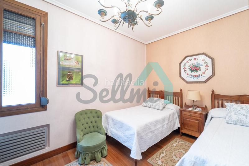 Foto ac9d286e-40f6-4e38-9d73-028ba6497d49. Location appartement avec chauffage dans Parque San Francisco - Uría Oviedo