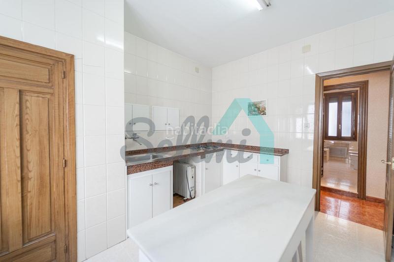 Foto c55bb99c-c12a-4d7c-a720-c48d0e131cb5. Location appartement avec chauffage dans Parque San Francisco - Uría Oviedo