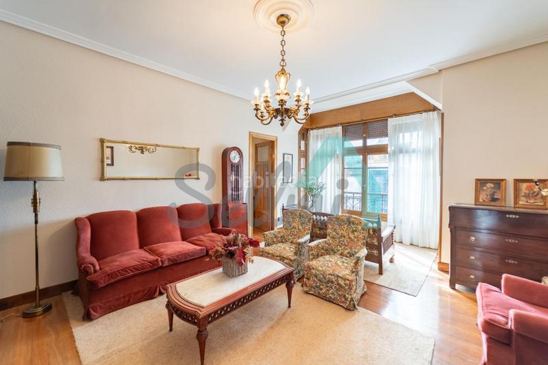Foto dc622a79-42b7-4deb-9c8e-c0bba8e5a777. Rent flat with heating in Parque San Francisco - Uría Oviedo