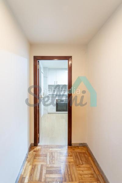 Foto 3931b51b-ac1d-4614-8085-9f2c8a4d01a8. Location appartement avec chauffage parking dans Masip Oviedo
