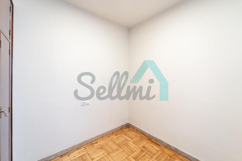 Foto be975e75-9c14-44b0-82a6-e3a7a3385e62. Location appartement avec chauffage parking dans Masip Oviedo