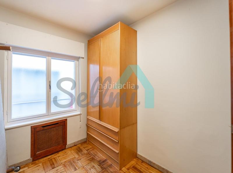 Foto 3160b6d8-db18-430d-8bdc-55619347bf0c. Rent flat with heating parking in Masip Oviedo