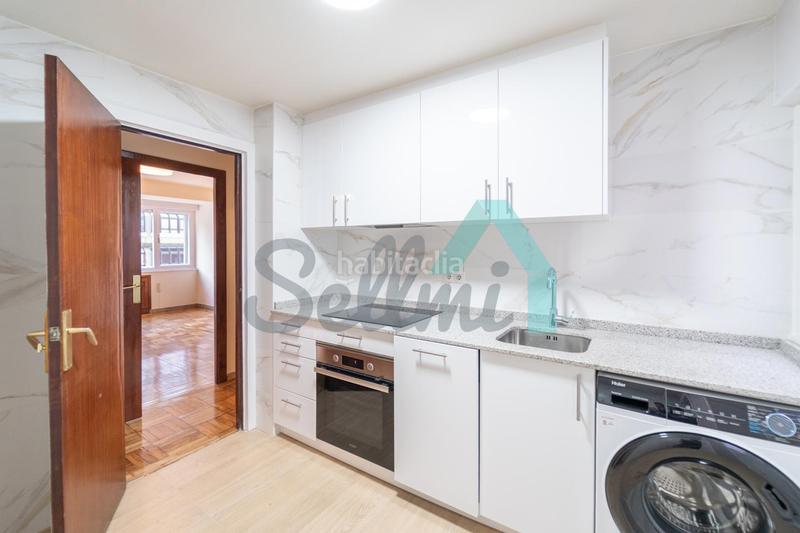 Foto 700c2f63-e813-480f-9da0-cda906d7897b. Rent flat with heating parking in Masip Oviedo