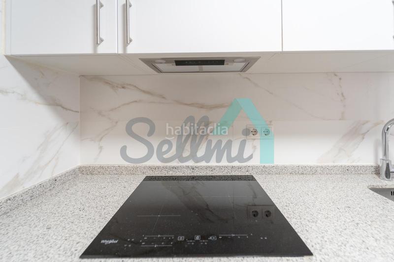 Foto 91a300bf-5b80-4b8d-99e4-b2390444e2b4. Rent flat with heating parking in Masip Oviedo