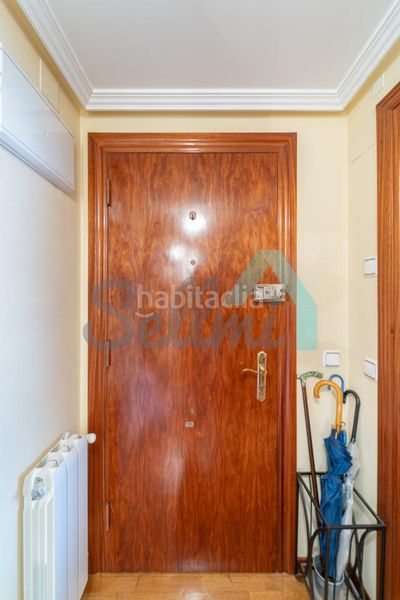Foto acc50a10-31ad-4bfc-abb4-5d2b75e52406. Pis amb calefacció aparcament a La Ería Oviedo
