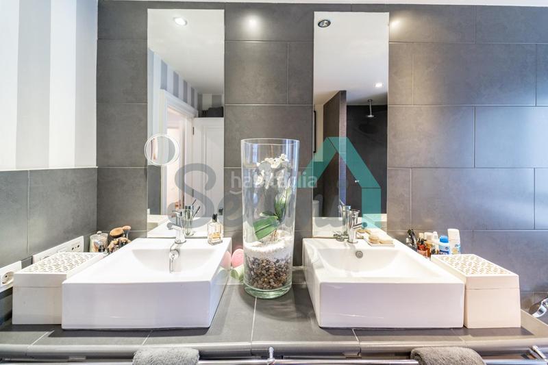 Foto 3465dcb3-d042-4b69-8ab4-cf1a09c9be5d. Duplex con riscaldamento parcheggio in Masip Oviedo