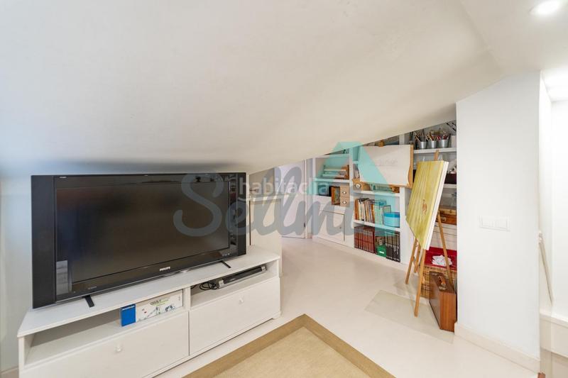 Foto 5fa28016-f856-48af-a18e-0cc1709baa6b. Duplex con riscaldamento parcheggio in Masip Oviedo