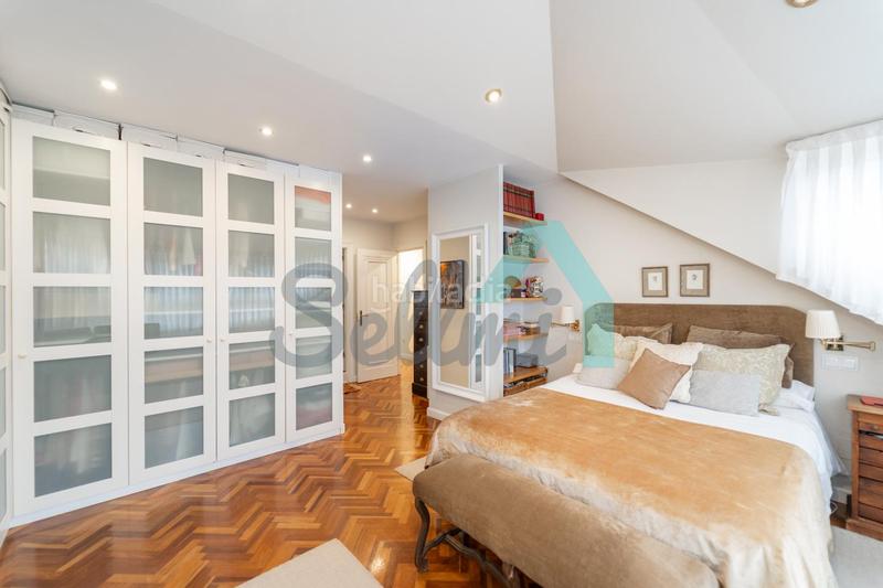 Foto 6ca79599-5240-4e9b-9952-fe6127694286. Duplex con riscaldamento parcheggio in Masip Oviedo