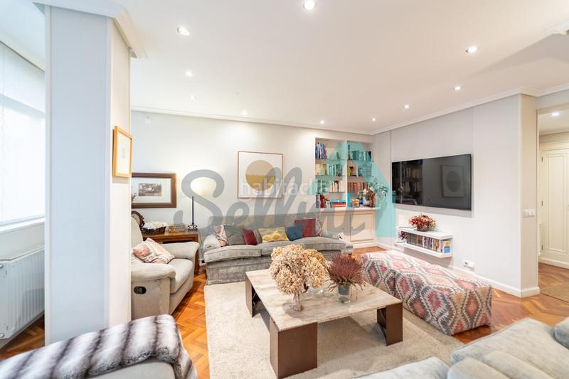 Foto 889406a8-0f20-4d23-9697-1f0b91ecc11c. Duplex con riscaldamento parcheggio in Masip Oviedo