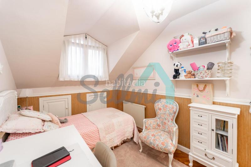 Foto cddfd40e-588a-4e16-a240-39976c7f46f8. Duplex con riscaldamento parcheggio in Masip Oviedo