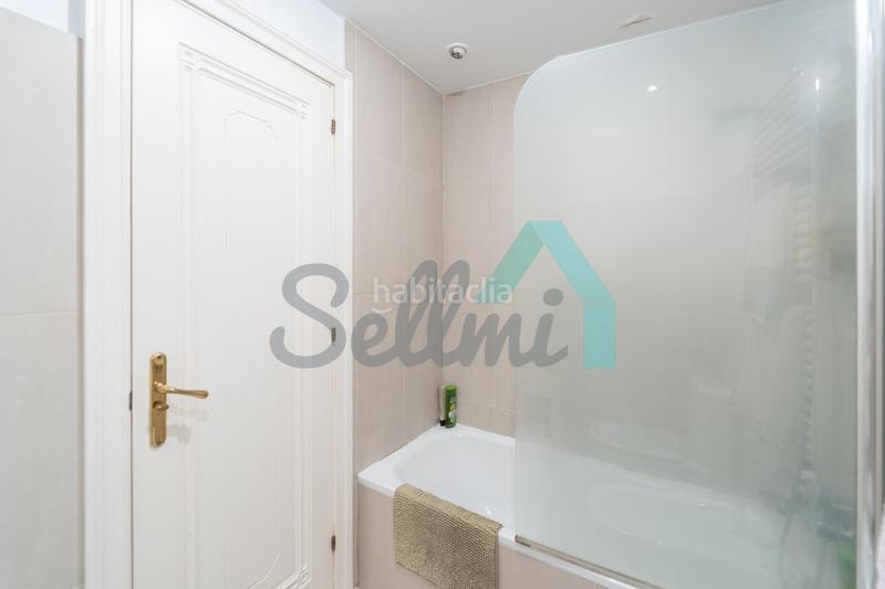 Foto f9ff771f-0cd4-44fc-84dc-1c731619e2a7. Duplex con riscaldamento parcheggio in Masip Oviedo