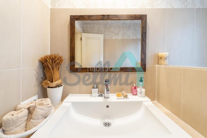 Foto fac5d59c-0b89-48e7-af7f-b88f71666b0c. Duplex con riscaldamento parcheggio in Masip Oviedo