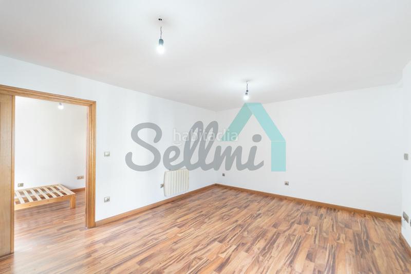 Foto 54b1d5a1-f068-4cd3-970d-c35cc732e385. Etagenwohnung mit heizung in La Calzada Gijón