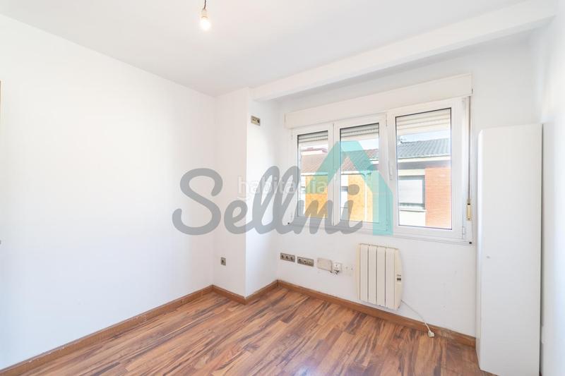 Foto 809b8f00-67e9-40c3-8411-4c49e2a91733. Etagenwohnung mit heizung in La Calzada Gijón