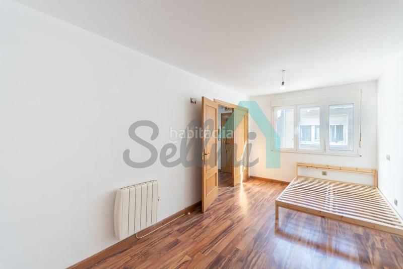 Foto df5ae6e8-4872-4f0c-979a-7960744e3375. Etagenwohnung mit heizung in La Calzada Gijón