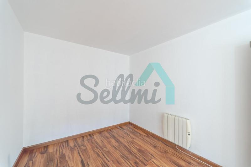 Foto 536eb2bb-572b-48fb-b8fc-34baf87b1fec. Pis amb calefacció a La Calzada Gijón