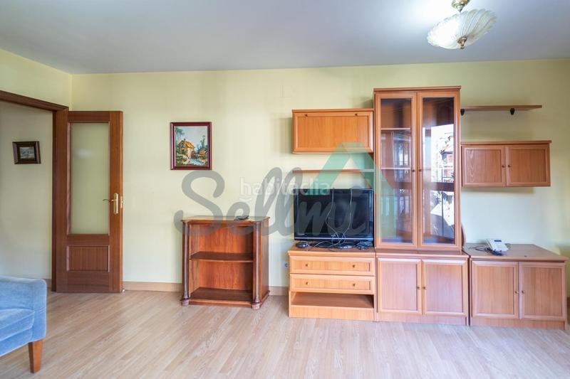 Foto 67cbcc0e-befe-4207-96f4-4231e2069f8a. Piso en Sama Langreo