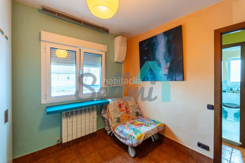 Foto 4bef70dd-2c38-40e0-a750-27d9945f3644. Pis amb calefacció a Santo Domingo - El Campillín Oviedo