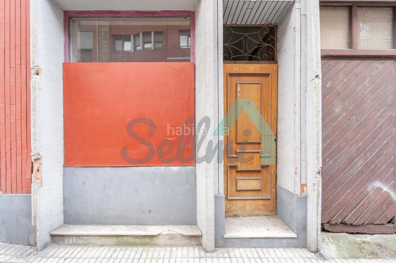 Foto 97b7d476-b6c6-4aa4-83f2-a10397c70bdd. Edifici a Sama Langreo