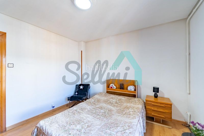 Foto 55f725b1-052e-4348-aba0-5de1eeca874f. Flat with heating parking in Fozaneldi - Tenderina Oviedo