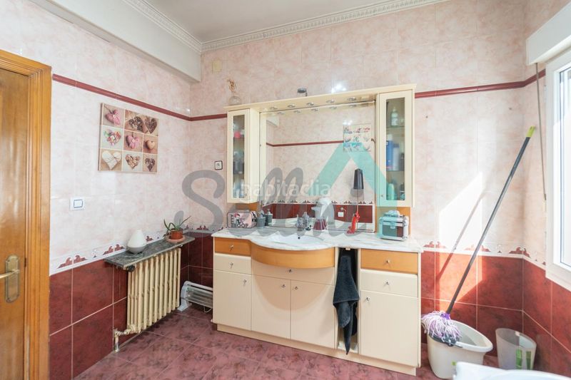 Foto 68eb22a6-0eec-4ef7-bfd7-d1b5a91d926b. Flat with heating parking in Fozaneldi - Tenderina Oviedo