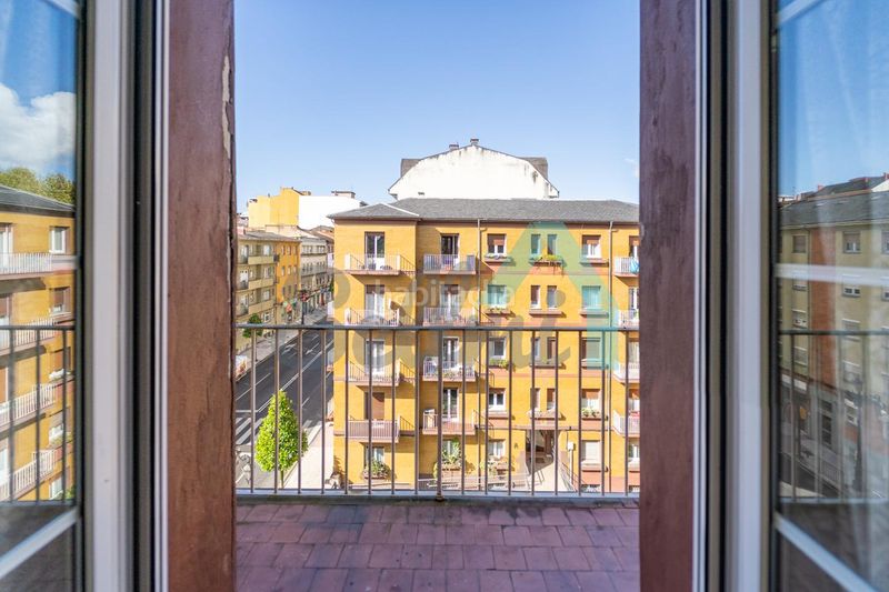 Foto 2ca3271d-1730-4296-a231-266ed0935366. Pis amb calefacció aparcament a Fozaneldi - Tenderina Oviedo