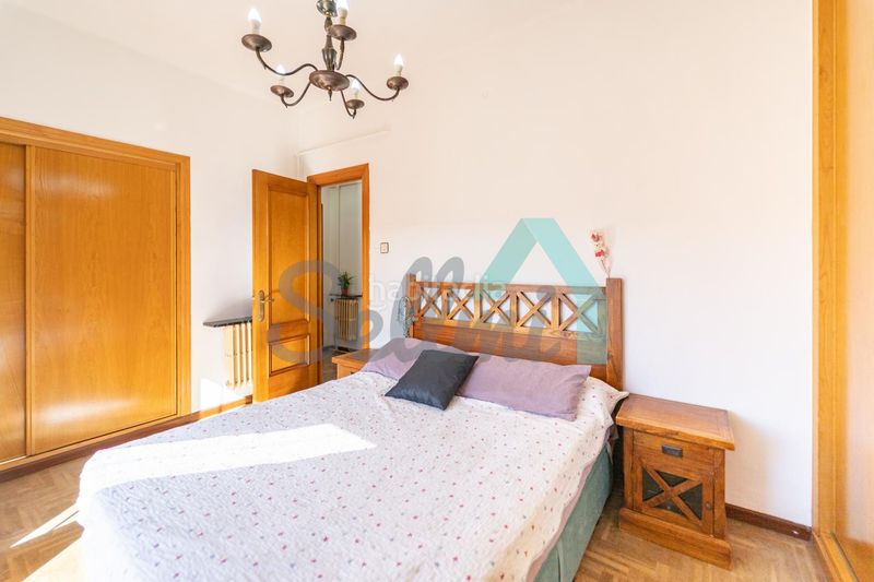 Foto 9a7485a0-7235-4ad5-bc29-d54f91d8d27c. Pis amb calefacció aparcament a Fozaneldi - Tenderina Oviedo