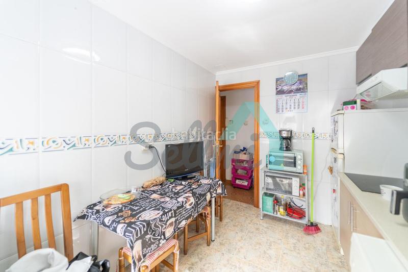 Foto 2757228c-1e30-4a37-aec5-59eb6e138930. Pis amb calefacció a Centro Gijón