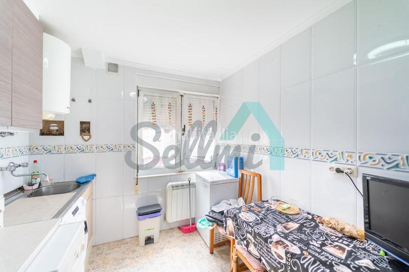 Foto c5fff764-ef14-4783-b08a-50a0cf56d70d. Pis amb calefacció a Centro Gijón