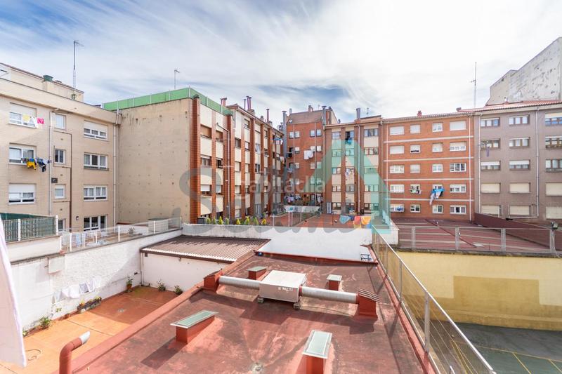Foto 49252341-d303-4231-bd1b-ce65a09b0d25. Piso en Centro Gijón