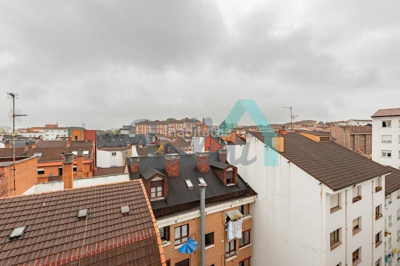 Foto 84829467-a74e-47d3-8f71-b0402d313b50. Etagenwohnung mit heizung in Ciudad Naranco - Prados de La Fuente Oviedo