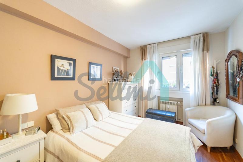 Foto 962337b0-8bb9-4bbc-9b06-c371bd531020. Appartamento con riscaldamento parcheggio in Vallobín Oviedo