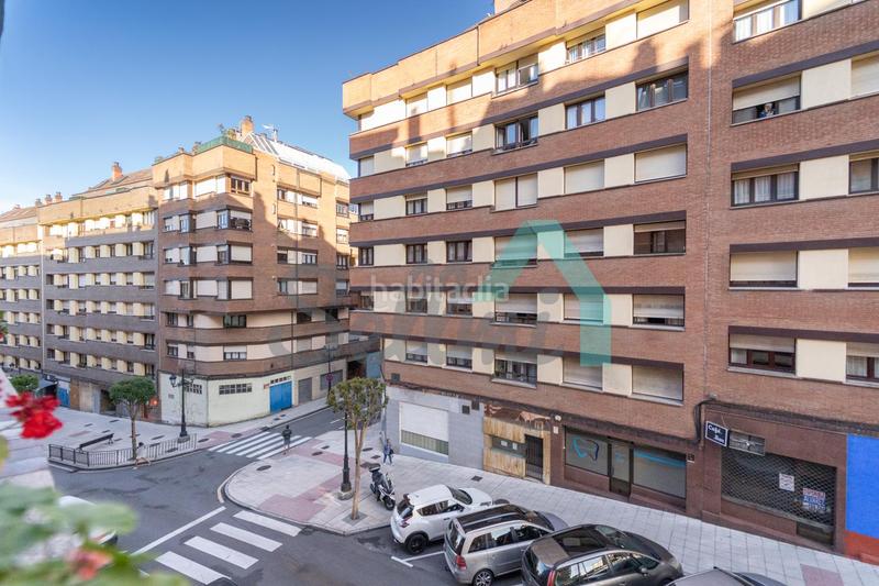 Foto aa086156-0e6f-4a4f-a927-faac96e53469. Appartamento con riscaldamento parcheggio in Vallobín Oviedo