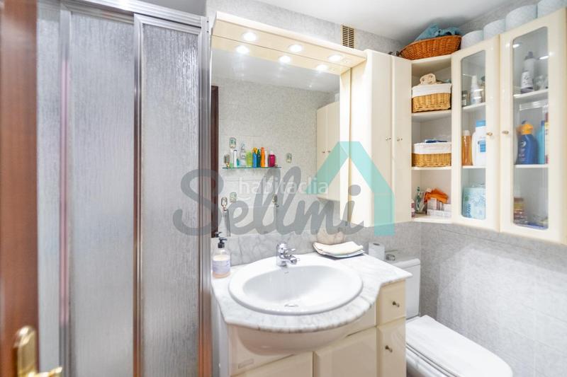 Foto d7880246-205c-4a4a-b346-e9886b7bfc9f. Appartement avec chauffage parking dans Vallobín Oviedo