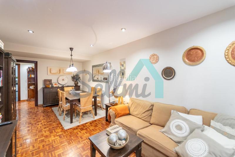 Foto 3f406dd1-5c60-47a3-b457-42c0d455b97e. Flat with heating parking in Vallobín Oviedo