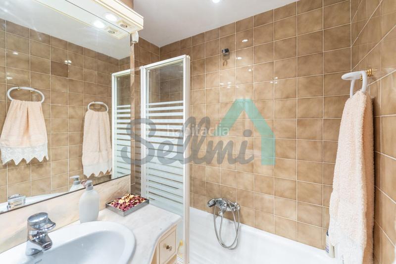 Foto 74e1faa9-d335-4c92-84df-7b8d98051ccc. Piso en Vallobín Oviedo