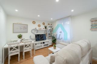 Etagenwohnung  E