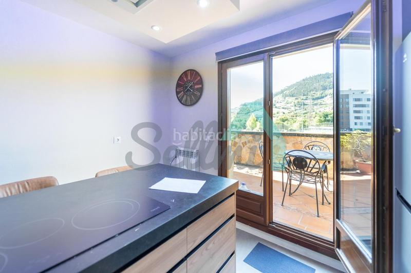 Foto 0f327e12-9547-4593-a925-085272ca6ed2. Attico con riscaldamento parcheggio in Huca - La Cadellada Oviedo