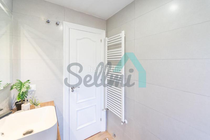 Foto a88dc84d-f801-47ad-b3f0-8aec4fe5a35f. Attico con riscaldamento parcheggio in Huca - La Cadellada Oviedo