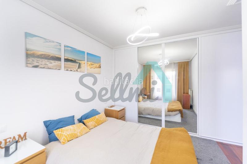 Foto 1017d2a1-0c33-4f21-9413-aef6baf894ef. Penthouse with heating parking in Huca - La Cadellada Oviedo