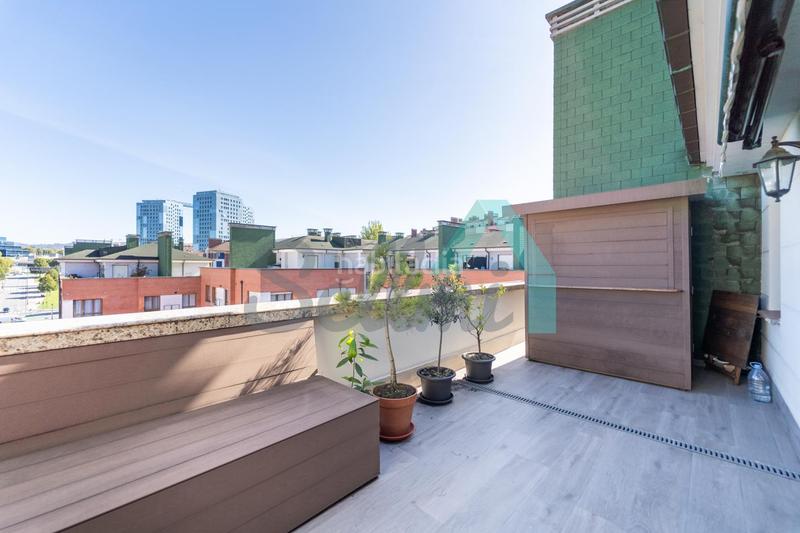 Foto 14e9bc23-7b36-4c3d-99c0-47e18892e855. Penthouse with heating parking in Huca - La Cadellada Oviedo