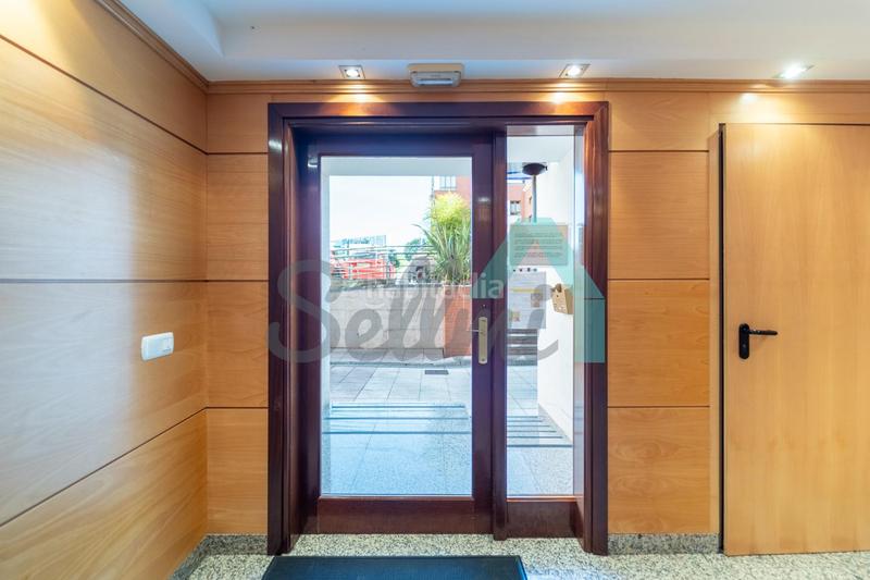 Foto 4d48bf37-edb3-4f3d-a878-362d9c5d7708. Penthouse with heating parking in Huca - La Cadellada Oviedo