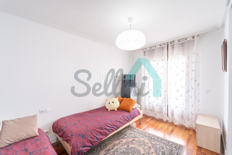 Foto 76560395-861c-4781-b327-63c5114fcb22. Penthouse with heating parking in Huca - La Cadellada Oviedo