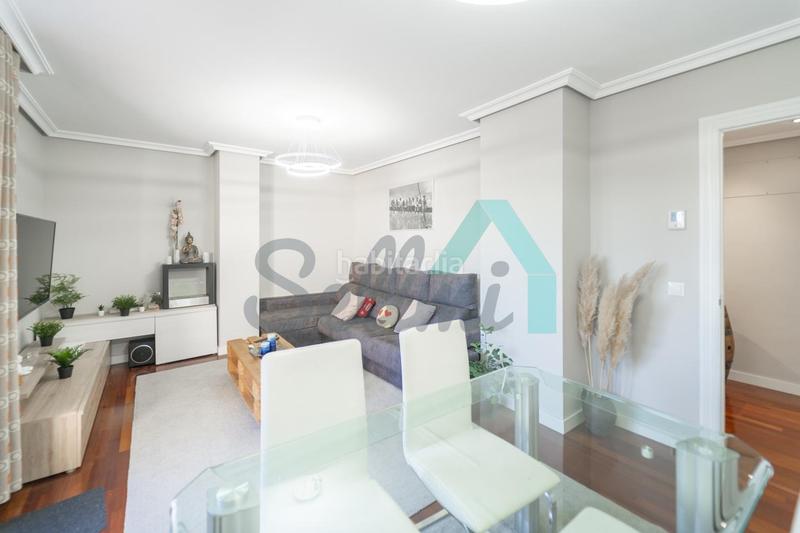 Foto c9dcf73a-3b46-41c9-a9ee-34e16aee2732. Penthouse with heating parking in Huca - La Cadellada Oviedo