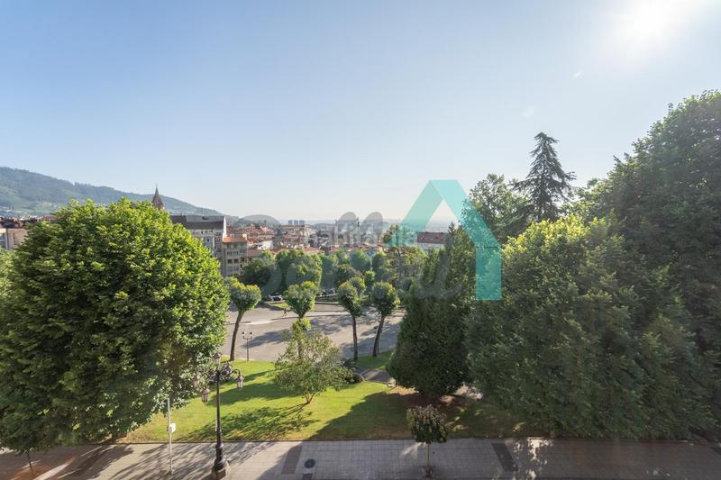 Foto 6ba80dee-5dfb-467e-a6a0-50128f1b2150. Location appartement avec chauffage dans Auditorio - Seminario - Parque de Invierno Oviedo